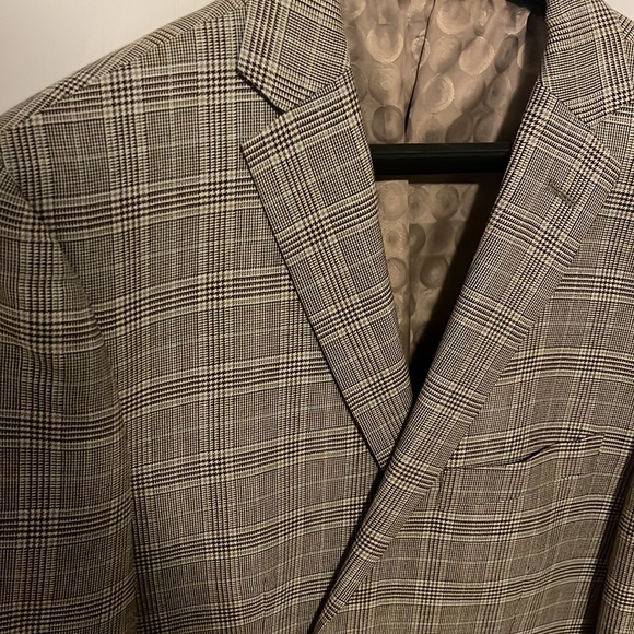 Men’s suit Jackets - Picture 2 of 3